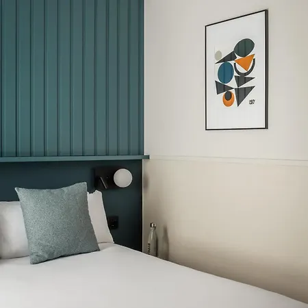 Bypillow Bilbo Guest house 3*